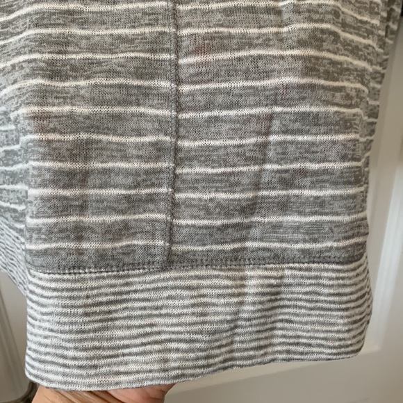 NWT LOFT Gray And White Stripe Crewneck Top - Picture 9 of 11